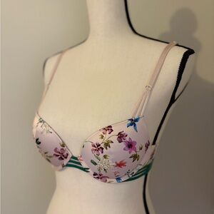 Victoria's Secret Floral Push-Up Bra